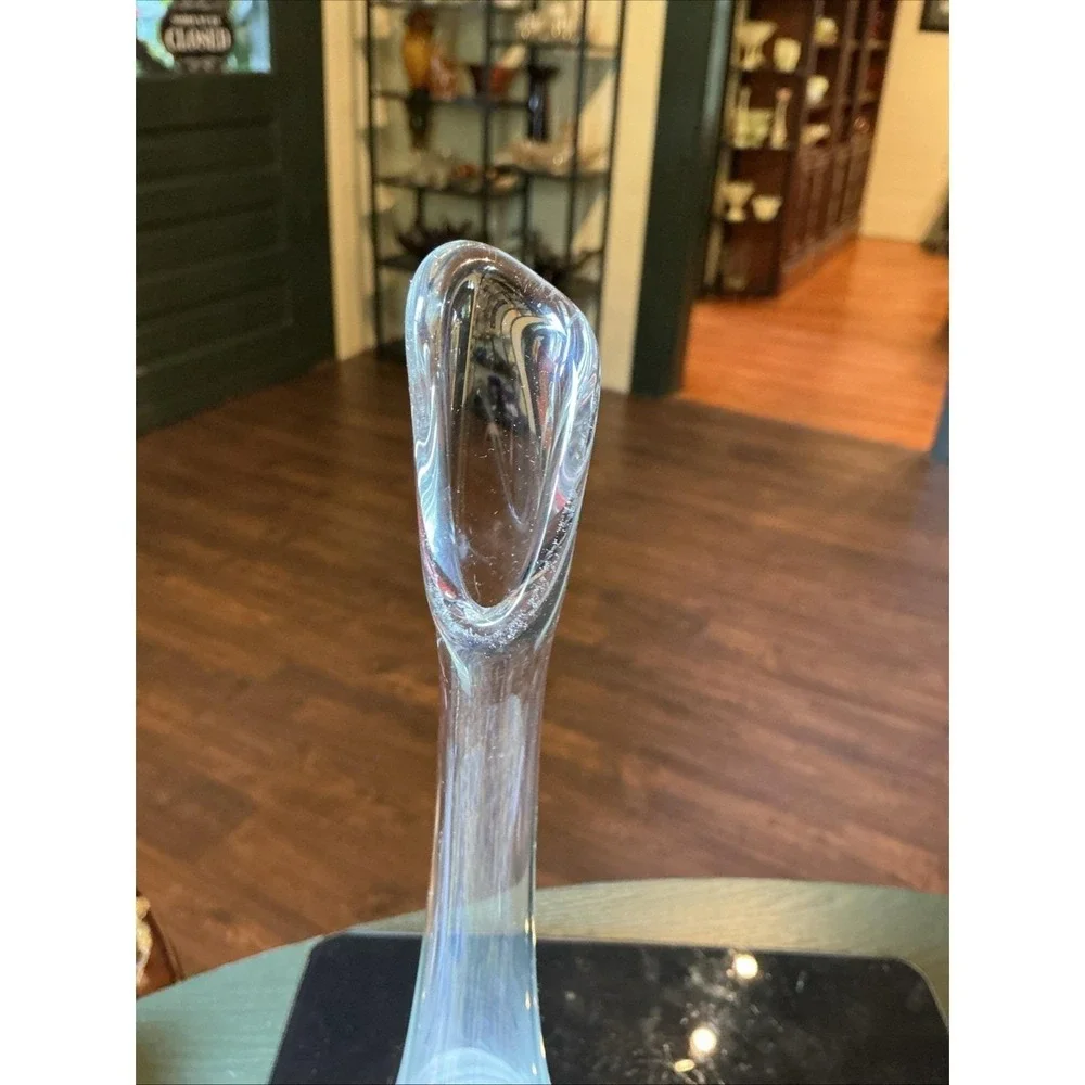 Vintage MCM Viking Glass Swung Vase Cabbage Leaf Satin Footed Base 13